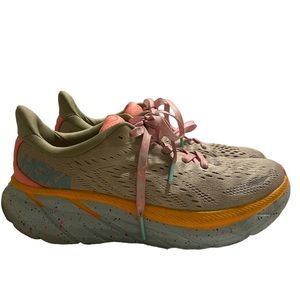 Womens free people Clifton 8 hokas